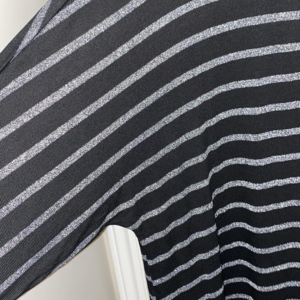 cleo | NWT: Woman’s Petite Striped Blouse - Size Large - Picture 3 of 6
